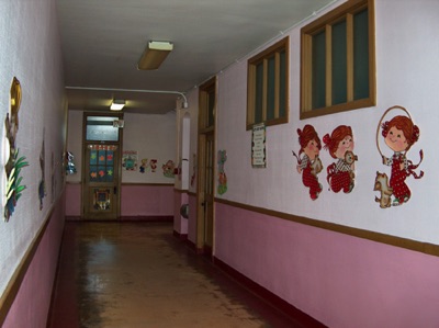 First Floor Hallway - Door to 1st Grade - Room 101.jpg First Floor Hallway - Door to 1st Grade - Room 101.jpg